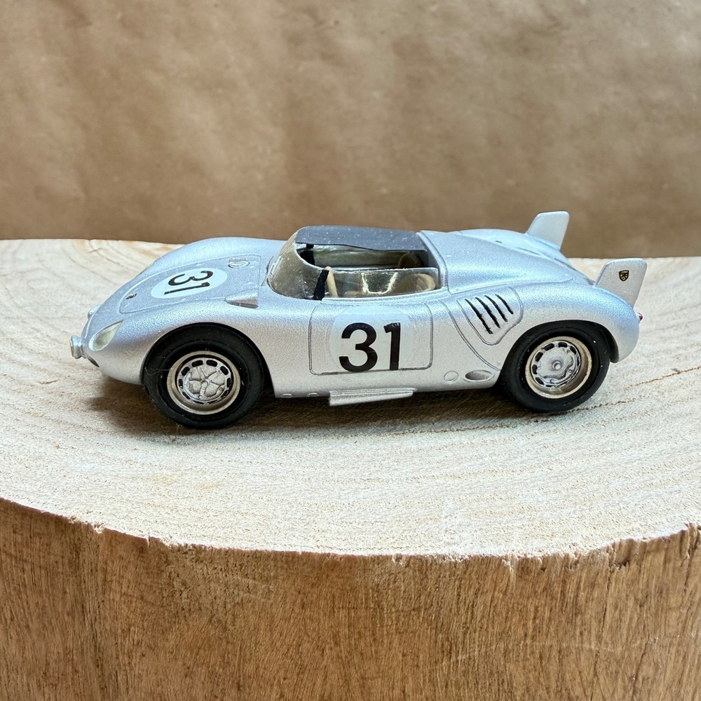 Starter Porsche 718 RSK Resin Model Car Silver 1958 Sebring Racing #31